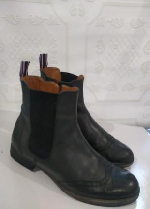 Черевики жіночі