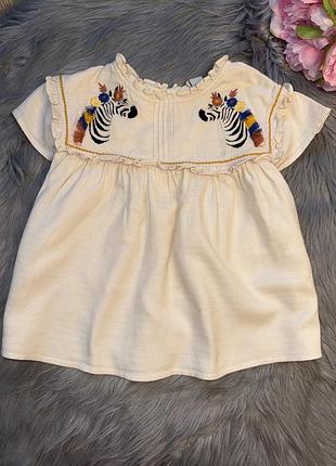 Неймовірна легка стильна блузка з вишивками на дівчинку 3/4р tu