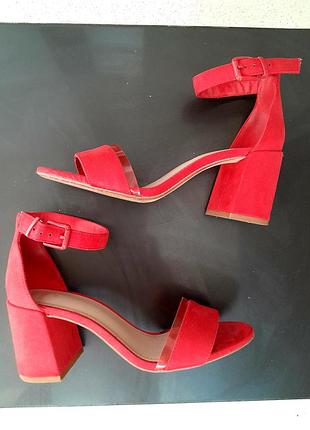 Босоножки женские красные р.37