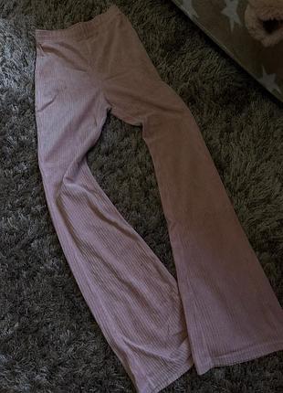 Рожеві штани кльош
