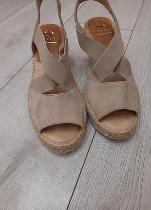 Женские босоножки из натуральной кожи kanna 38р.оригинал. испания