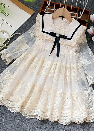 Детское платье с длинным рукавом молочное платье