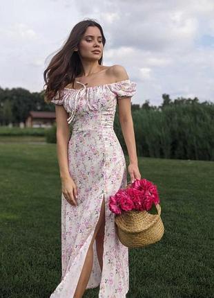 Сукня літня міді з розрізом на ніжці біла в квітковий принт