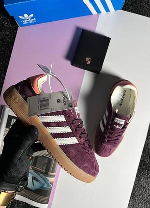 Женские кроссовки adidas originals bermuda burgundy