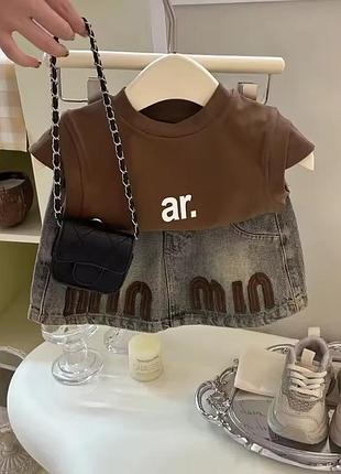 Джинсовая юбка и футболка для девочки набор комплект