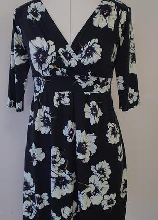 Стильное платье летнее с рукавом на запах женская размер м принт цветочное женственное романтичное платье платья