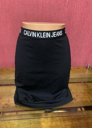 Брендова спідниця calvin klein