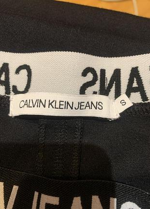 Брендова спідниця calvin klein 5