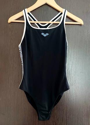 Спортивный купальник arena