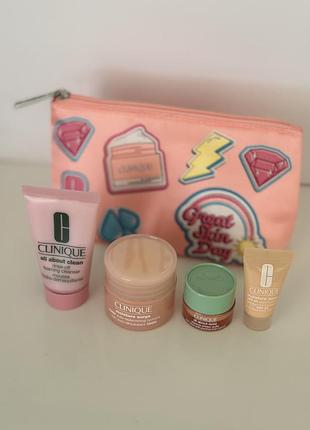 Добглядовий набір clinique moisture surge