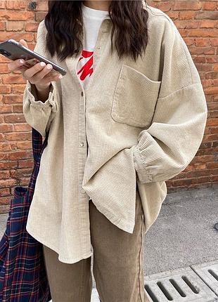 Bershka бежева базова оверсайз вельветова сорочка куртка вітрівка m l xl в робочому стилі спортивна повсякденна