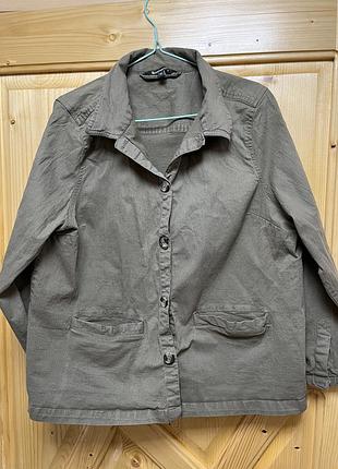 Жіночий піджак