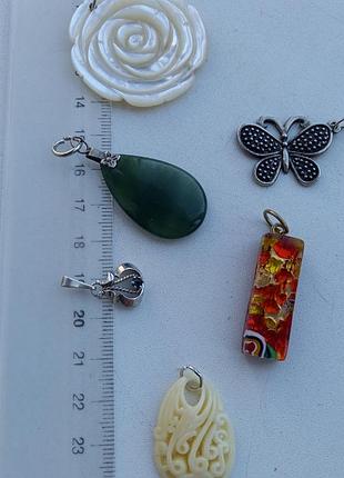 Лот огненных кулонов