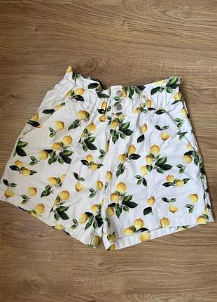 Джинсові шорти в лимонний принт