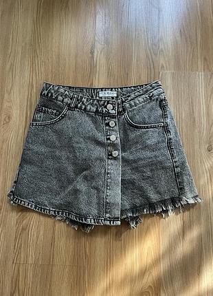 Юбка-шорти сіра з ґудзиками