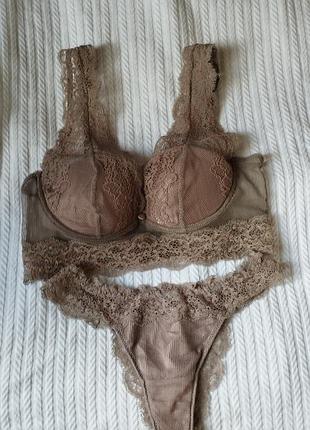 Шелковый комплект нижнего белья кружный intimissimi