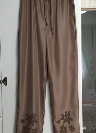 Красивые брюки цвета мокко от boohoo 🤎🤎
