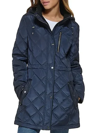 Пальто  бренда dkny .