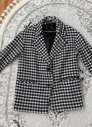 Пальто в клітинку