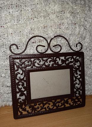 Металева фоторамка