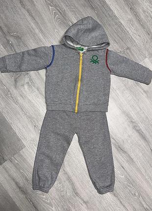 Спортивный костюм benetton, 2года