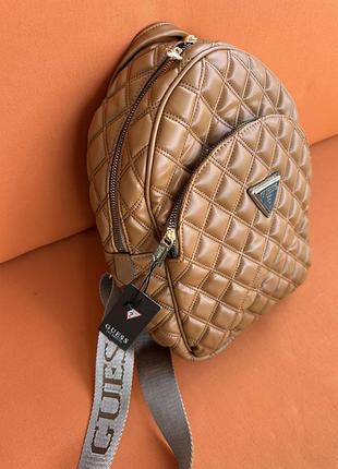 Рюкзак guess