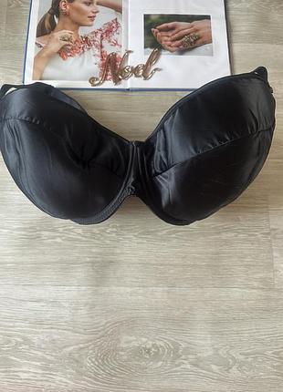 Черный атласный бюстгальтер 80к