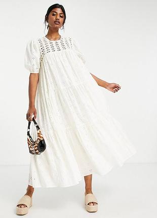 Стильное батист платье