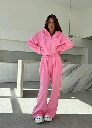 Костюм жіночий