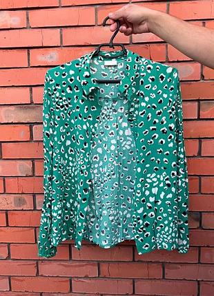 Жіноча рубашка,розмір м, vila