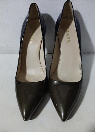 Туфлі шкіряні лакові фірми prada (оригінал), країна виробник італія, розмір 36.