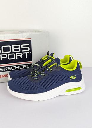 Женские кроссовки skechers