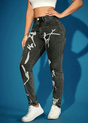 Джинсы длинные рваные с принтом стрейчевые