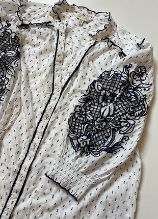 Шикарная батистовая блузка на пуговицах