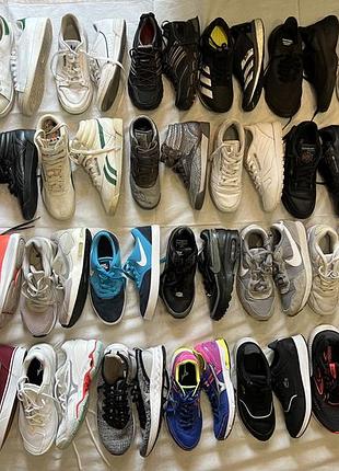 Лот оригігальних кросівок