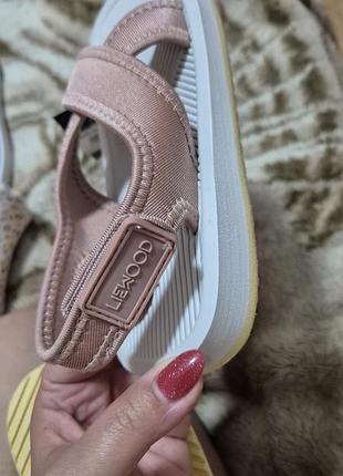 Сандалі / босоніжки 3