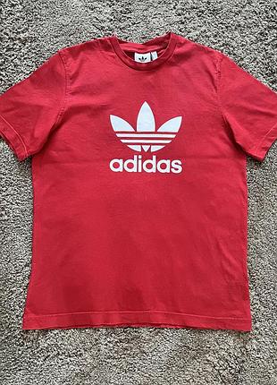 Футболка adidas