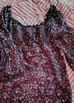 Супер легкая кофточка от zara. в идеальном состоянии.