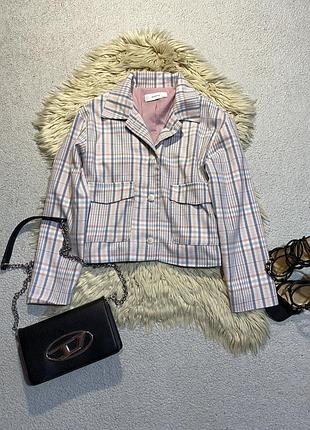 Гарний піджак сорочка на розмір xs/s на зріст 158 не більше