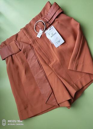 Новые шорты с поясом