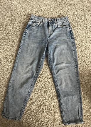 Стильні джинси з стразами