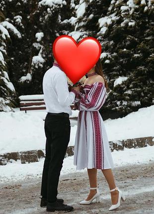 Парний вишитий комплект 7