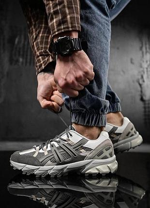 Кросівки чоловічі