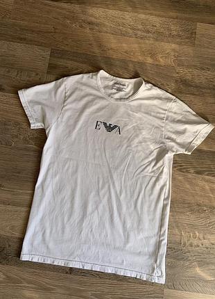 Футболка emporio armani