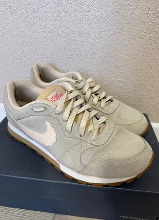 Кроссовки  женские nike 40