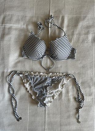 Купальник на завʼязках з чашками