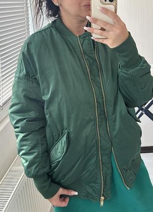 Утеплений бомбер h&m