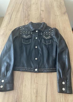 Куртка шкіряна жіноча