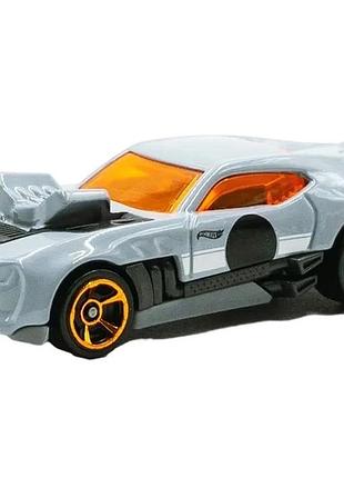 Машинка hot wheels twinduction muscle mania, новая, но без упак