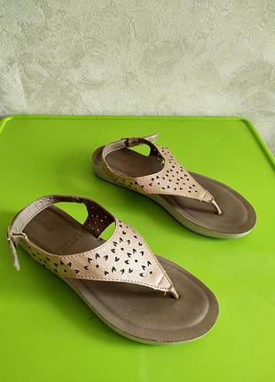 Женские босоножки вьетнамки на мягкой стельке 40 размер graceland